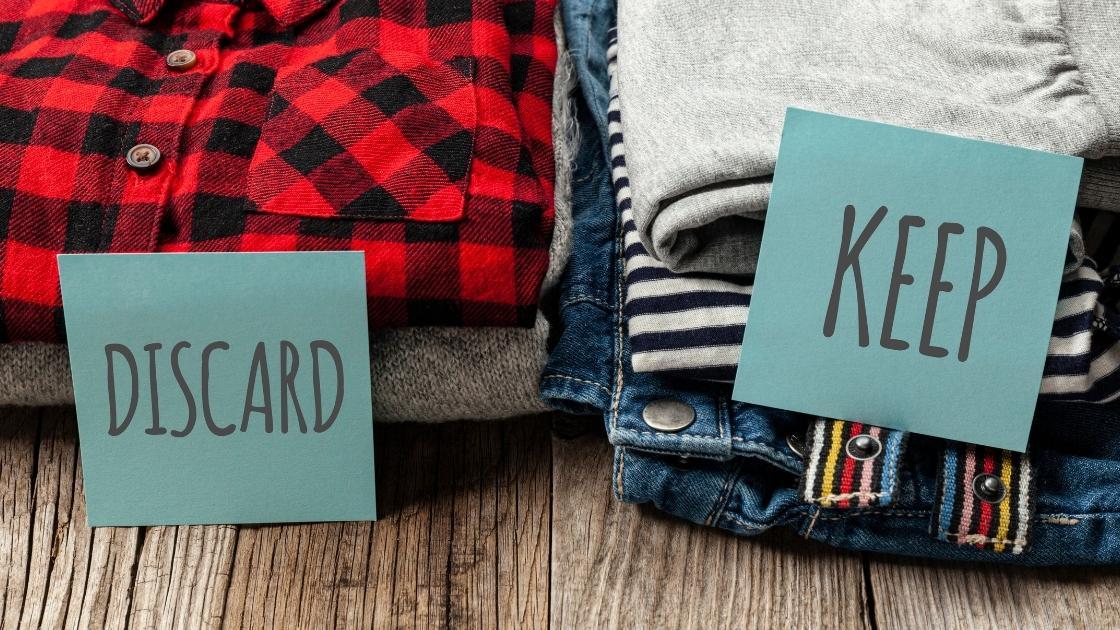 come fare decluttering dell'armadio